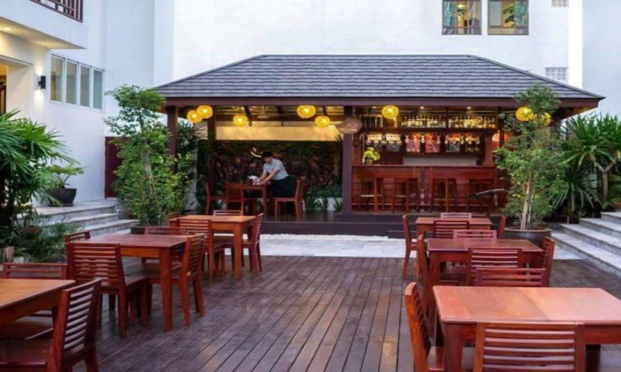 Sabaidee@Lao Hotel В'єнтьян Екстер'єр фото