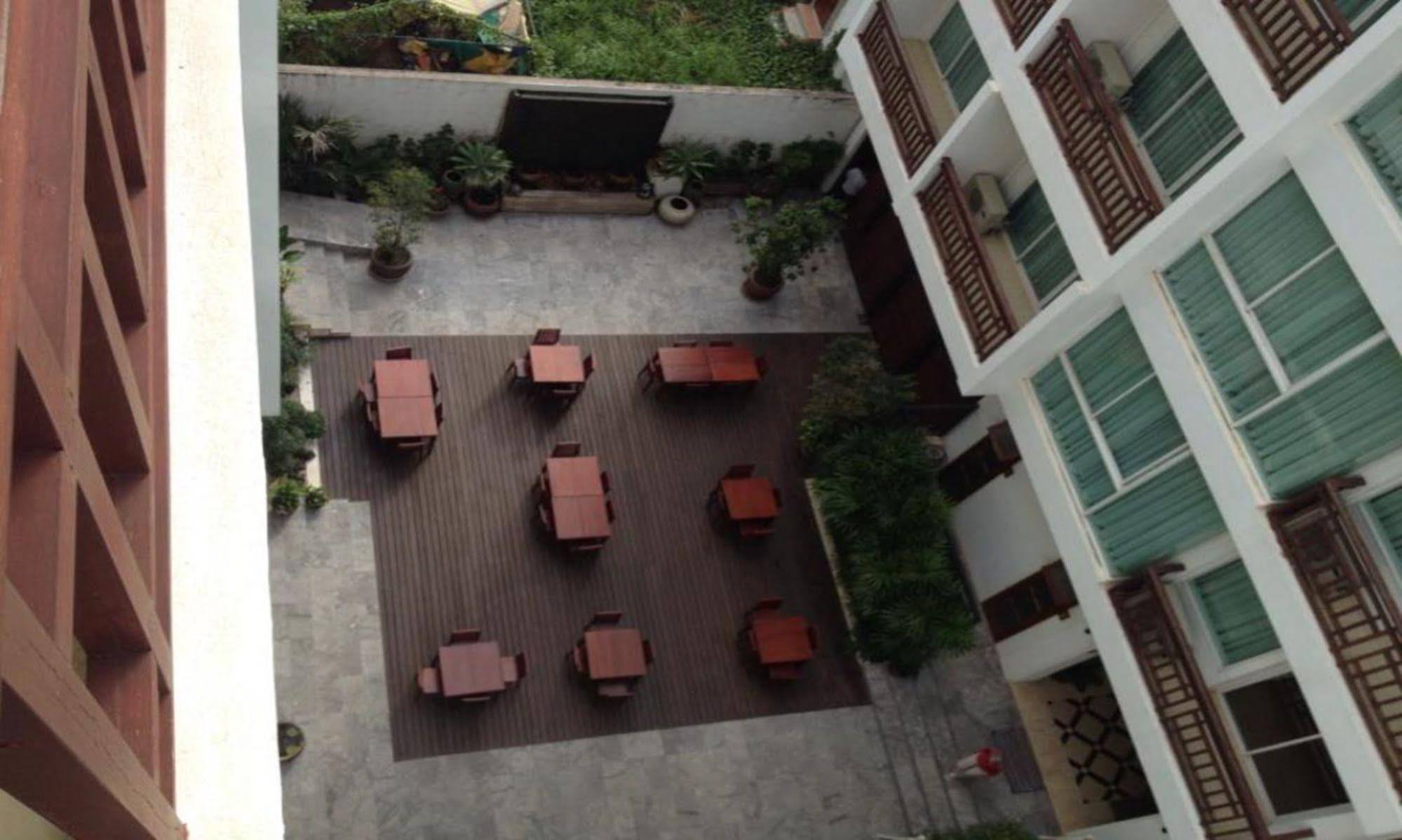 Sabaidee@Lao Hotel В'єнтьян Екстер'єр фото